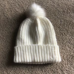 White snow beanie